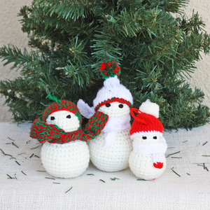 Small Crocheted Snowman